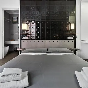 Gasthof Ukiyo And, Cagliari